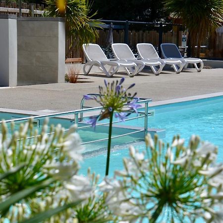 Camping Le Clos Des Pins ลุงวิลล์-ซัวร์-แมร์ ภายนอก รูปภาพ